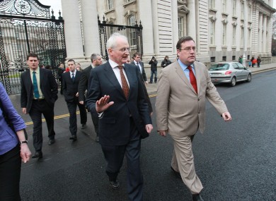 The Financial Times says the Greens withdrawal could prompt Fianna Fáil's