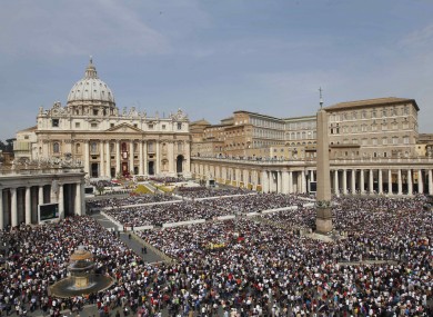 The faithful crowd St Peter's Square during Easter mass celebrated by Pope Benedict XVI.
