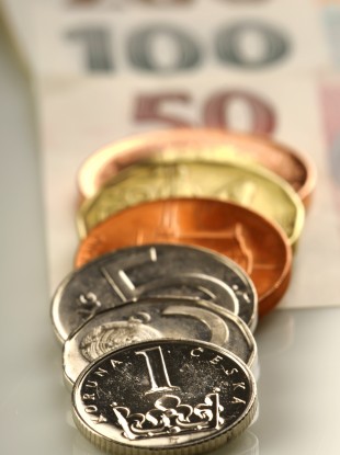 A staff member at the CNB used her advance knowledge of a legal switchover regarding old banknotes to make a personal profit of over €4,000.