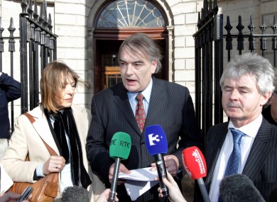 Ian Bailey, centre, pictured with partner Jules Thomas and his solicitor Frank Buttimer leaving the Four Courts today.