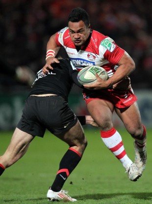 Eliota Fuimaono-Sapolu has reacted angrily to perceived racist criticism of Pat Lam.