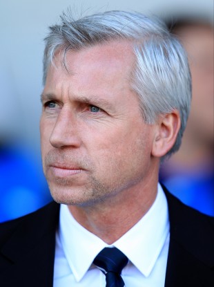 Newcastle boss is keen on Swansea's playing style.