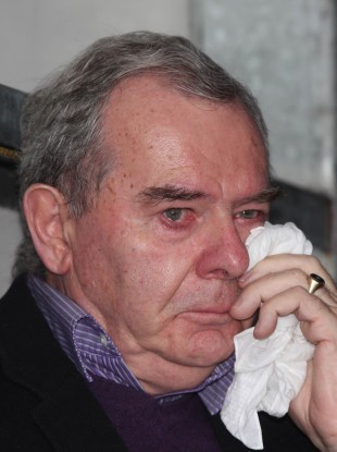 Seán Quinn becomes emotional during today's march in Ballyconnell, Co Cavan.