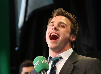 Bowe sings a lovely ditty at the Grand Slam homecoming in 2009.