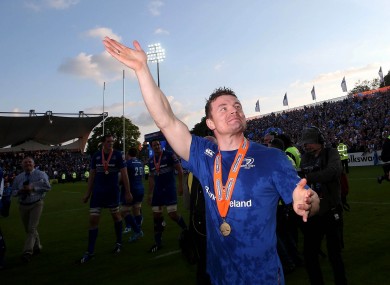 O'Driscoll acknowledges the cheering Leinster fans at the RDS.