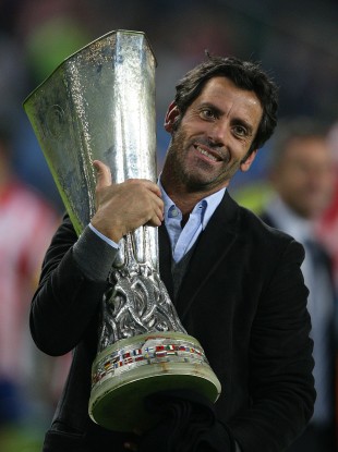 Flores after Atlético Madrid's Europa League triumph in 2010.