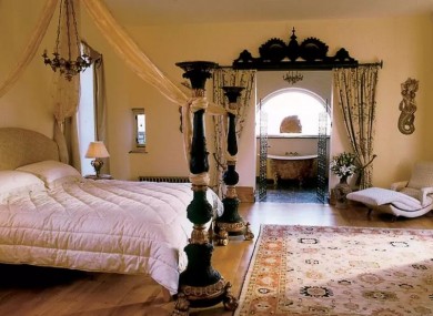 A bedroom in an Airbnb listed house in Carlow.