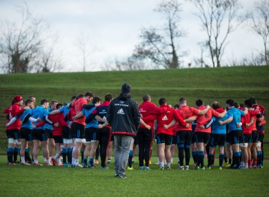 Munster advisor Andy Farrell watches as the squad prepare for Treviso trip.