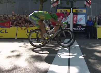 Peter Sagan (nearest the camera) edges the stage win on the line ahead of Alexander Kristoff.