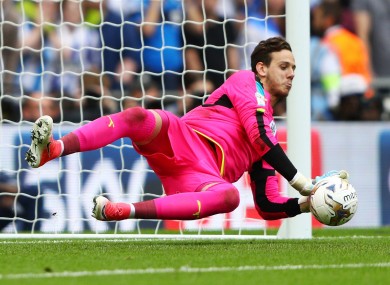 liverpool goalkeeper pink