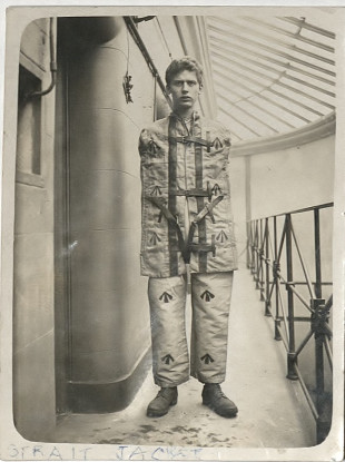 This photo was taken by the Howard league during a visit to Wakefield Prison in 1904.