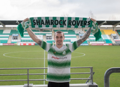 New signing Sean Kavanagh poses in Shamrock Rovers gear.