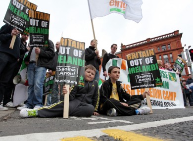 Members of Éirígí hold a demonstration against the forthcoming Royal visit at Parnell square in Dublin this afternoon.