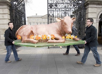 Anti-fracking protesters set up their demonstration outside the Dáil today.
