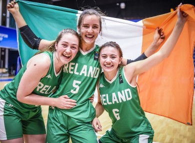Irish players celebrate their win.