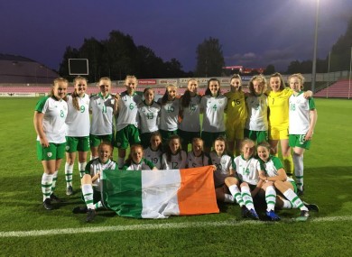 The victorious Ireland sides.