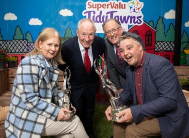 Louise Duffy, Glaslough Tidy Town's coordinator; Minister Michael Ring; Martin Kelleher, Managing Director at SuperValu; and Gareth Corrigan, chairperson of Glaslough Tidy Town's Committee at last year's ceremony.