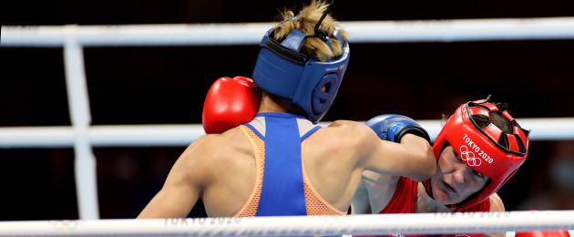Kellie Harrington won her quarter-final bout in style.