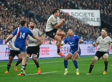 New Zealand, in white, lost 40-25 in Paris on Saturday night.
