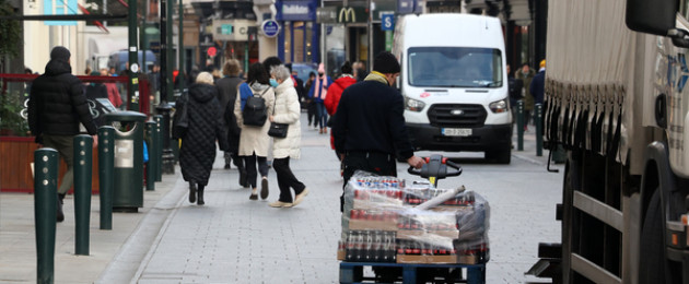 Deliveries to pubs in Dublin yesterday morning.