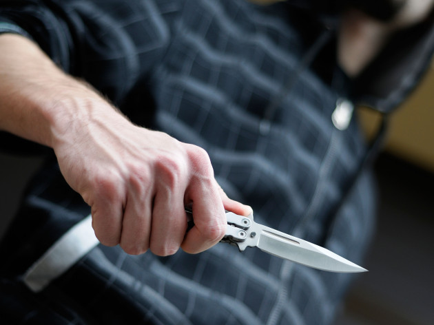 Five knives are seized by gardaí everyday, report says