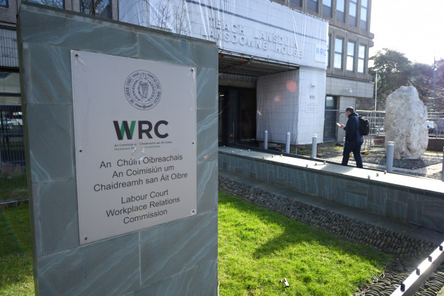 Secretaries and caretakers' strike to go ahead with 2000 schools impacted as crunch talks fail