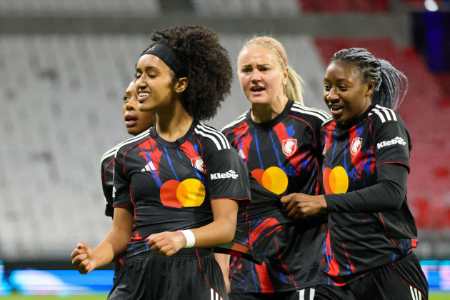 Lyon to face Katie McCabe's Arsenal, Barca crush Real Madrid