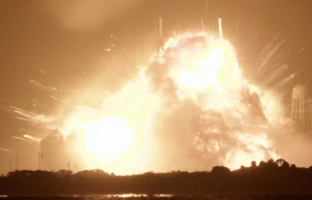 Blue Origin rocket explodes during test launch