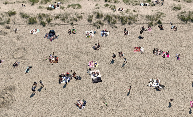 Weird weather: Met Éireann expert says current hot spell would be 'unusual for July'
