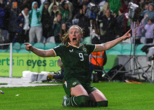 Ireland keep automatic World Cup qualification hopes alive with famous Dutch win