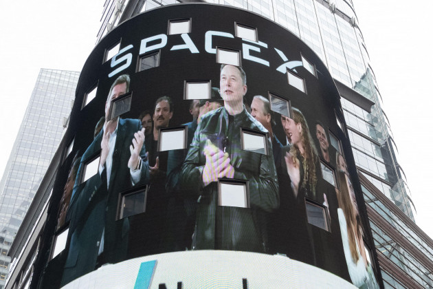 Should trillionaires exist?