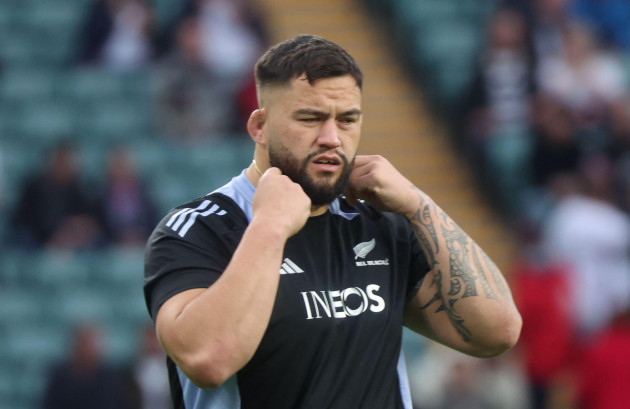 Munster target Tyrel Lomax signs new contract to stay in New Zealand until 2029