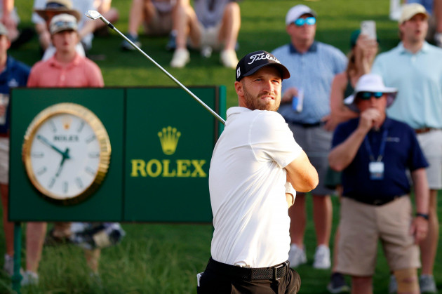 Clark completes first round with two-stroke US Open lead