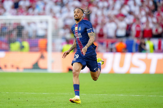 Liverpool to begin negotiations for Bradley Barcola; Marcus Rashford says Barcelona goodbyes