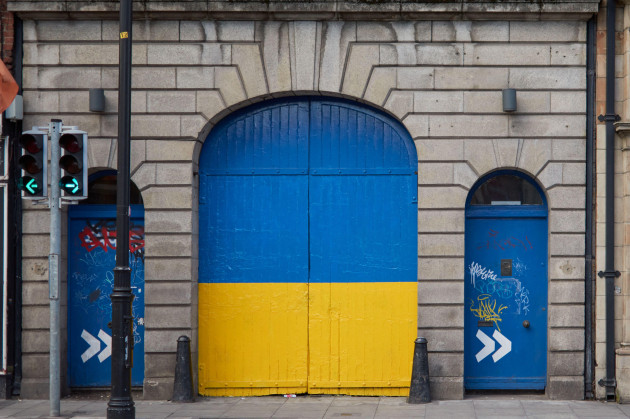 Dáil hears thousands of Ukrainians could be ‘turfed onto the streets’ as hosting payments to be cut