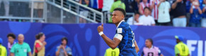 France advance to World Cup last 8 after hard-fought victory over Paraguay