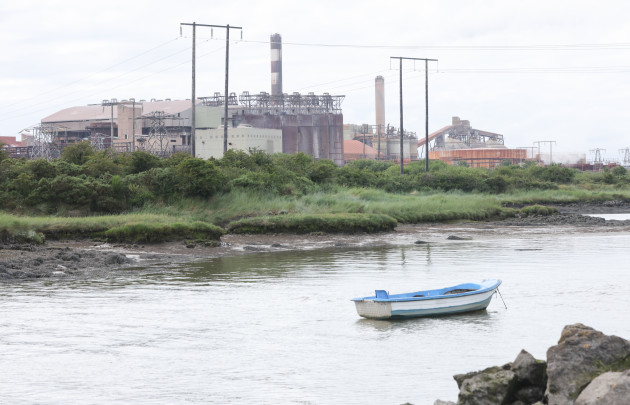 European Parliament votes to back ban on export of alumina to Russia as Fianna Fáil MEPs abstain