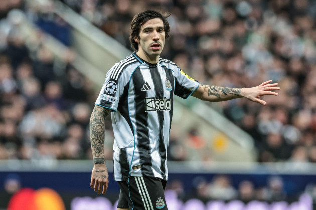 Sandro Tonali set for €117m switch to Spurs as agreement reached with Newcastle