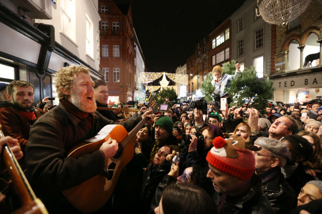 Over €60k donated to homeless charity in memory of Glen Hansard