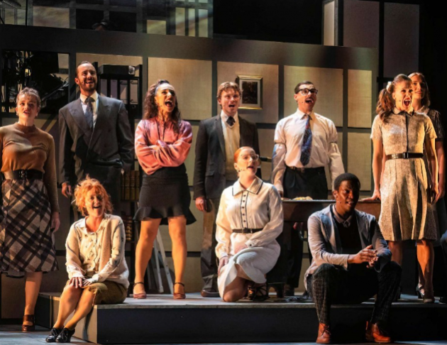 Gasps as Irish actor informs audience of Dolly Parton’s death before 9 To 5 musical performance
